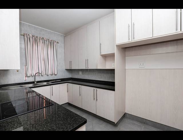 2.5 BEDROOM APARTMENT FOR SALE IN GLENWOOD